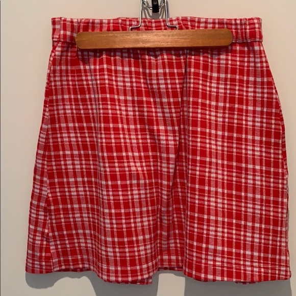 3/$25 Red and white plaid mini skirt - Picture 3 of 3